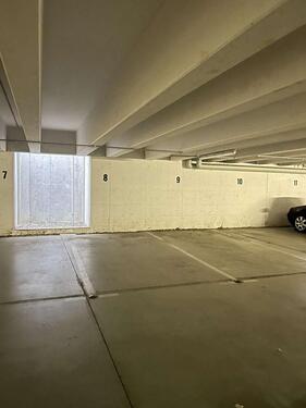 Foto - PKW-Tiefgaragenstellplätze in Mickten zu vermieten