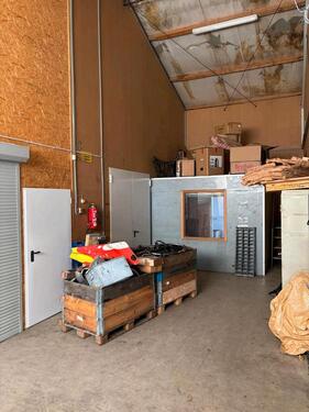 Foto - Lagerhalle mit Büro und Freifläche in Wörrstadt zu vermieten
