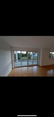 Foto - Sonnige 3-Zimmer EG Wohnung mit Garten