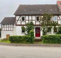 Wohnhaus zu vermieten - 950,00&nbsp;EUR Kaltmiete, ca.&nbsp; 150,00&nbsp;m&sup2; in Wolfhagen (PLZ: 34466)