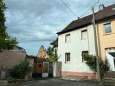 Foto - Wohnhaus mit großzügigen Grundstück mit viel Potenzial!