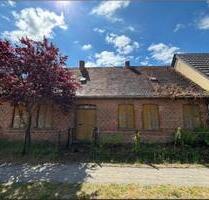 Backsteinhaus mit Nebengelass 550qm Grundstück - Stendal