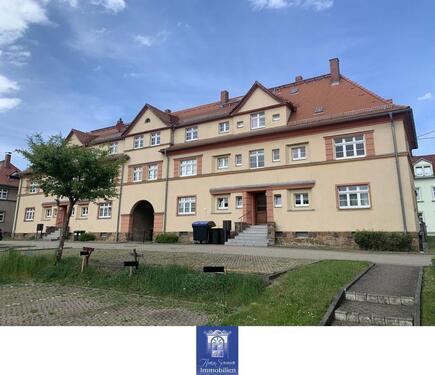 Foto - Lieblingsplatz - hell und gemütlich! Tageslichtbad mit Wanne, Parkettboden, Abstellraum