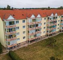 Sanierte Wohnung mit verglastem Balkon - Grimmen