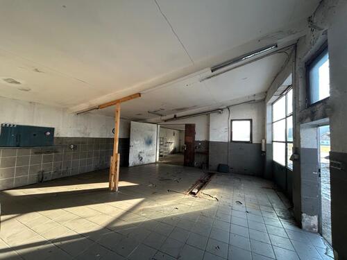 Foto - Halle Lager - 390,00&nbsp;EUR Kaltmiete,