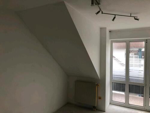 Foto - 2 Zimmer Dachgeschoßwohnung zur Miete in Alerheim
