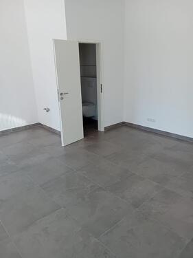 Foto - Ladengeschäft in Fulda Zentral Bahnhofsnähe Kernsaniert