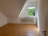 Foto - 2 Zimmer Dachgeschoßwohnung zur Miete in Mülheim an der Ruhr