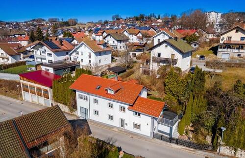 Foto - Zweifamilienhaus, 215 m², Regen