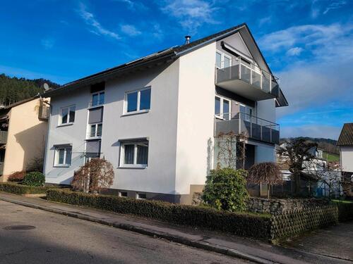 Foto - 3-Ziimnr-Wohnung in Hausach - 1.400,00 EUR Kaltmiete, ca.  98,00 m²