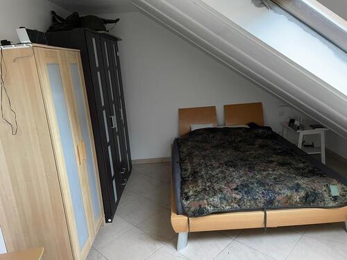 Foto - Dachgeschoßwohnung in Köln zur Miete