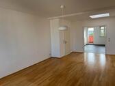 Foto - Helle 2-Raumwohnung im Zentrum - 825,00&nbsp;EUR Kaltmiete, ca.&nbsp; 78,00&nbsp;m&sup2;