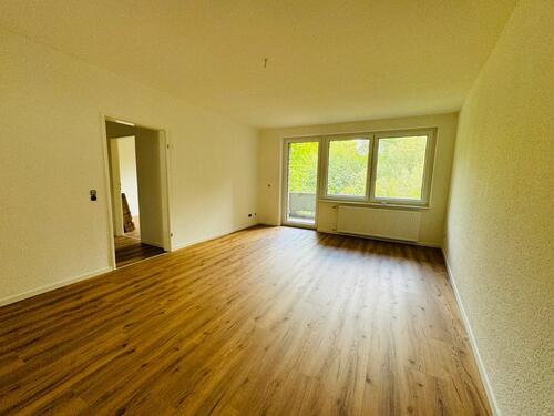 Foto - 2,5 Zimmer Wohnung zur Miete - 673,00 EUR Kaltmiete, ca.  71,00 m²