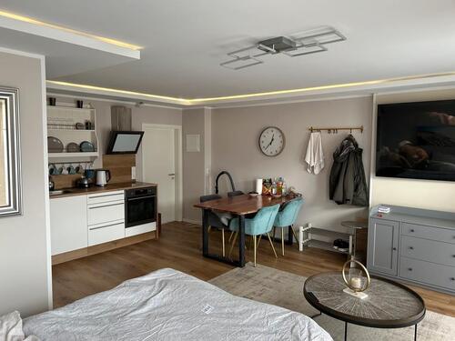 Foto - 1 Zimmerappartement eigener Eingang. Fotos folgen