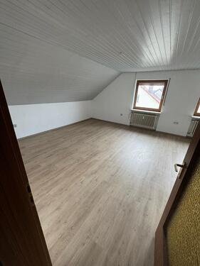 Foto - 3 Zimmer Dachgeschoßwohnung zur Miete in Adelsdorf