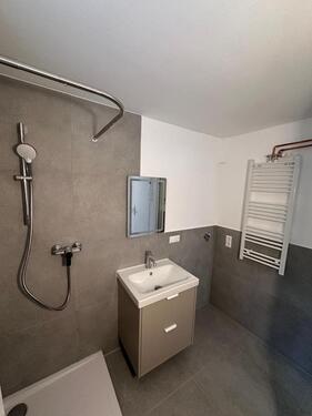 Foto - 1 Zimmerwohnung - Bitte Text lesen kein Arbeitsamt