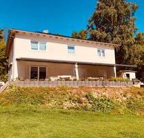 Freistehendes Einfamilienhaus mit Anliegerwohnung - Pegnitz