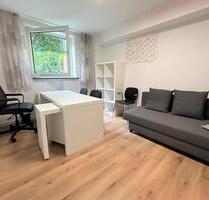 Möbliertes Südstadtbüro - 500,00 EUR Kaltmiete, ca.  19,00 m² in Köln (PLZ: 50677) Innenstadt