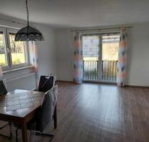 Ruhige Wohnung mitten im Grünen - Neuendettelsau