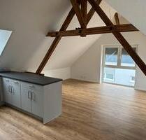 Schöne 2.5 Zi DG Wohnung (KfW-Energiehaus) - Villingen-Schwenningen