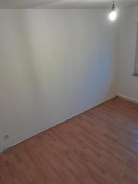 Foto - L551: Garagen-Lagerraum zu vermieten. Selbstlager, Stauraum, Selfstorage, Materiallager, Haus, Wohnung , Umzug lager. Stellplatz-Halle-Möbel-Küche, Kein Lagercontainer, kein Seecontainer