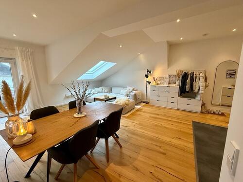 Foto - Dachgeschoßwohnung in Rodgau zum Kaufen