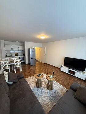 Foto - Freundliche und sanierte 2,5-Raum-Wohnung mit Küchenzeile