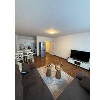 Freundliche und sanierte 2,5-Raum-Wohnung mit Küchenzeile - Duisburg Essenberg