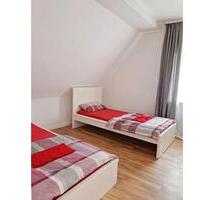 Möblierte Dachgeschoss-Wohnung in Lonnerstadt, Höchstadt - Mühlhausen