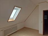 Foto - 2 Zimmer Dachgeschosswohnung mit Garage