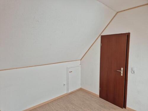 Foto - 2 Zimmer Dachgeschoßwohnung zur Miete in Adelmannsfelden