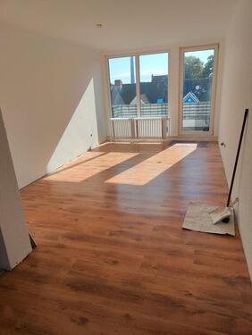 Foto - Nähe Walle-Center: renovierte 2-Zimmer-Wohnung im DG mit Balkon