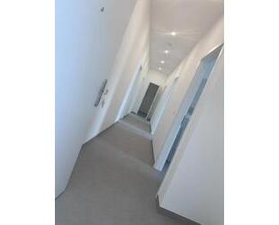 4 Zimmer Dachgeschosswohnung - 1.000,00 EUR Kaltmiete, ca.  108,65 m² in Magdeburg (PLZ: 39112) Leipziger Straße