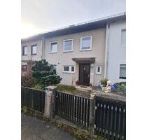 Reihenhaus in ruhiger-Lage! Provisionsfrei! großer Garten, Garage - Burghausen