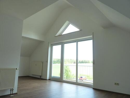 Foto - 1.5 Zimmer Dachgeschoßwohnung zur Miete in Weidhausen bei Coburg