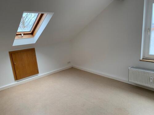 Foto - Helle Dachgeschosswohnung - 420,00 EUR Kaltmiete,