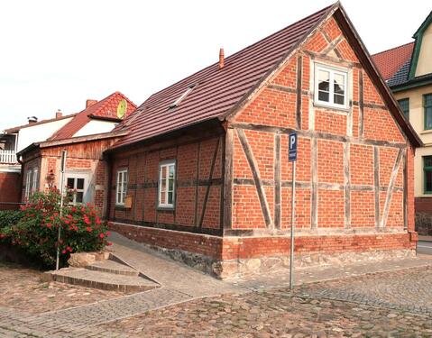 Foto - 5-Raumwohnung zu vermieten - 650,00 EUR Kaltmiete,