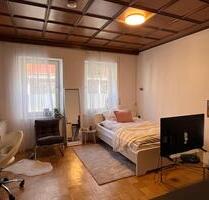 1 Zimmer Studenten Wohnung EG 33qm Küche Bad Altbau Wunderburg - Bamberg Gereuth