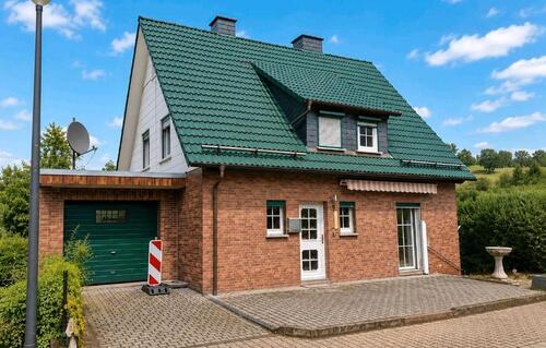 Foto - 1-2 Fam. Haus 140qm teilsaniert