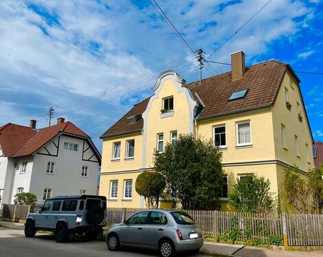 Foto - Helle & freundl. 2-ZKB Whg. m. EBK, Garten und Stellpl. Göggingen