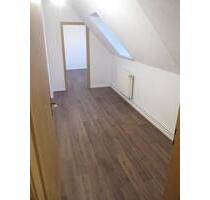 3-Zimmer Wohnung mit Keller,Garage und Gartenfläche.Modernisiert. - Aschersleben