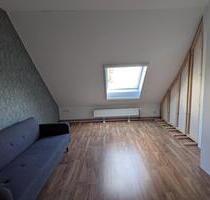Zimmer in Berufstätigen-WG frei - Schwanewede