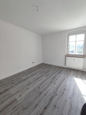 Foto - Frisch renovierte 2-Zimmer-Wohnung mit EBK und Keller in Magdeburg-Sudenburg