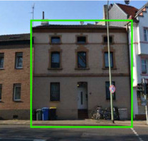 Zentral gelegenes Reihenhaus teilsaniert in Düren