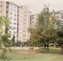 Provisionsfreie 3,5-Zimmer-Wohnung, 2 Loggien und Stellplatz - Puchheim