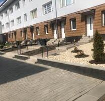 Wohnen mit Wohlfühlfaktor: 4-Raum-Wohnung mit Terrasse & Garten in Staßfurt