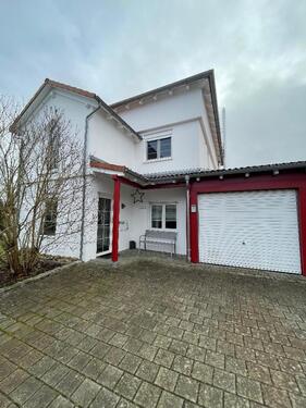 Foto - Traumhafte 3 Zimmer Wohnung mit Garage in Neuhausen ob Eck