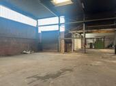 Foto - Attraktive Industriefläche in Düsseldorf-Heerdt – 490 m² mit LKW-Durchfahrt und 10 m Deckenhöhe