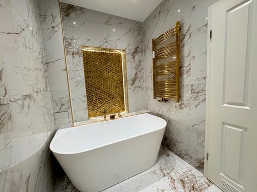 Foto - Luxus 2 Zimmer Wohnung m. Einbauküche u. 2 Bädern!