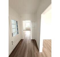 wunderschöne sanierte 2-Zimmerwohnung mit Balkon und Garten - Remscheid wunderschöne sanierte 2-Zimmerwohnung mit Balkon und Garten - Remscheid